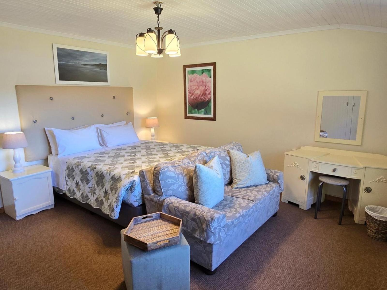 Naverone Resort 3*