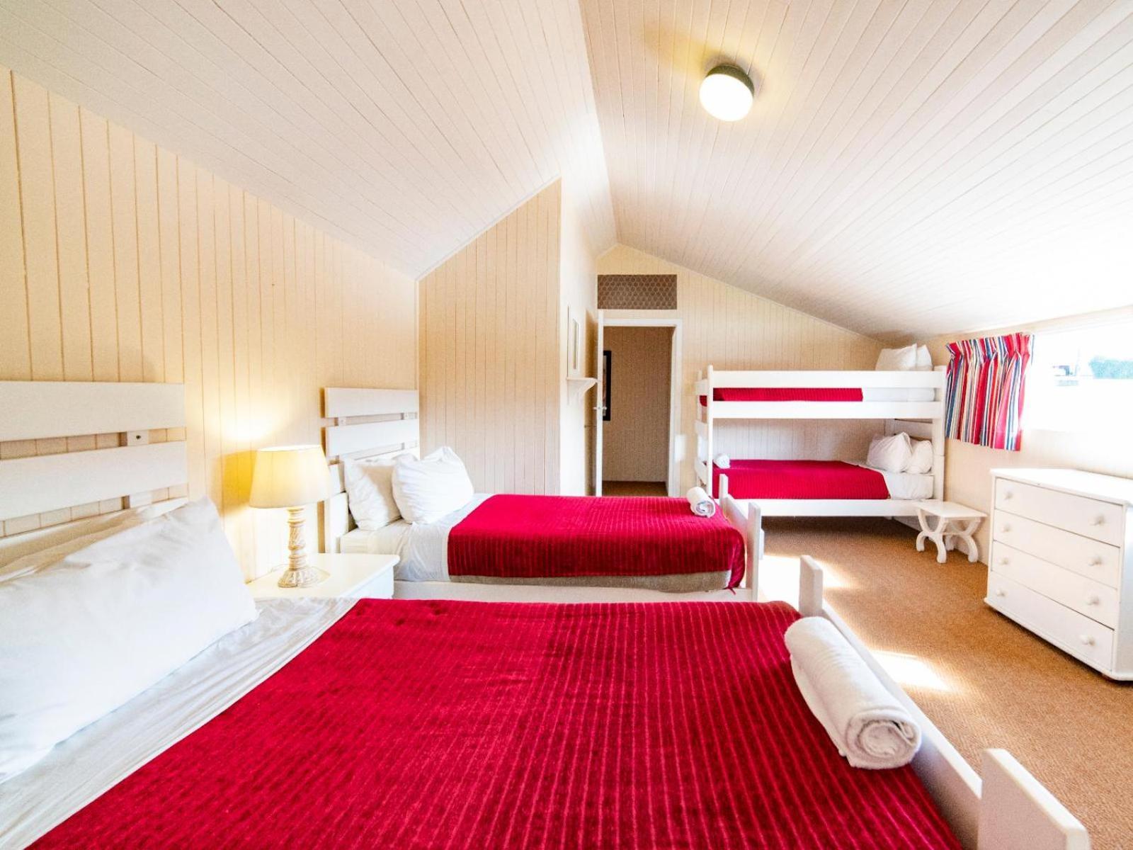 Resort Naverone 3*
